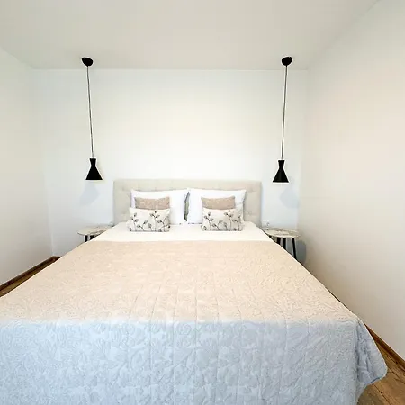 Sorelle 1 Villa
